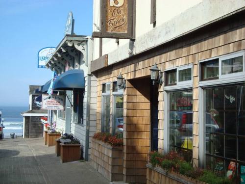 Historic district at Nye Beach.